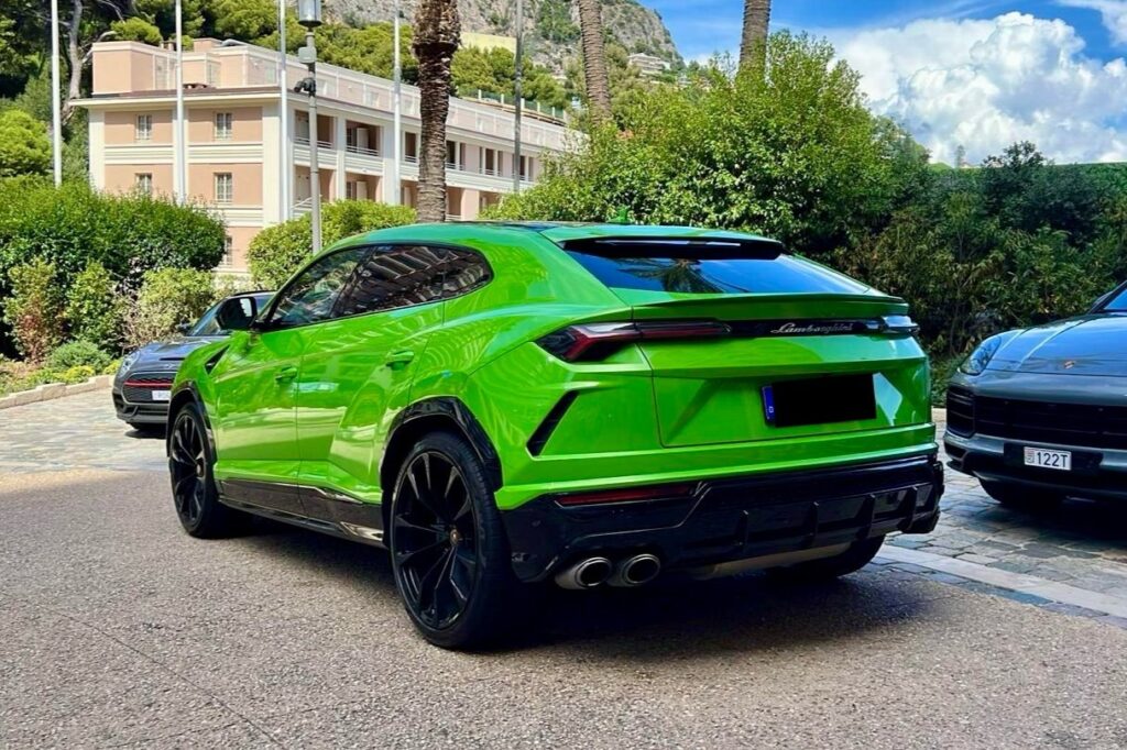Lambroghini Urus Green Rear 8 Monaco