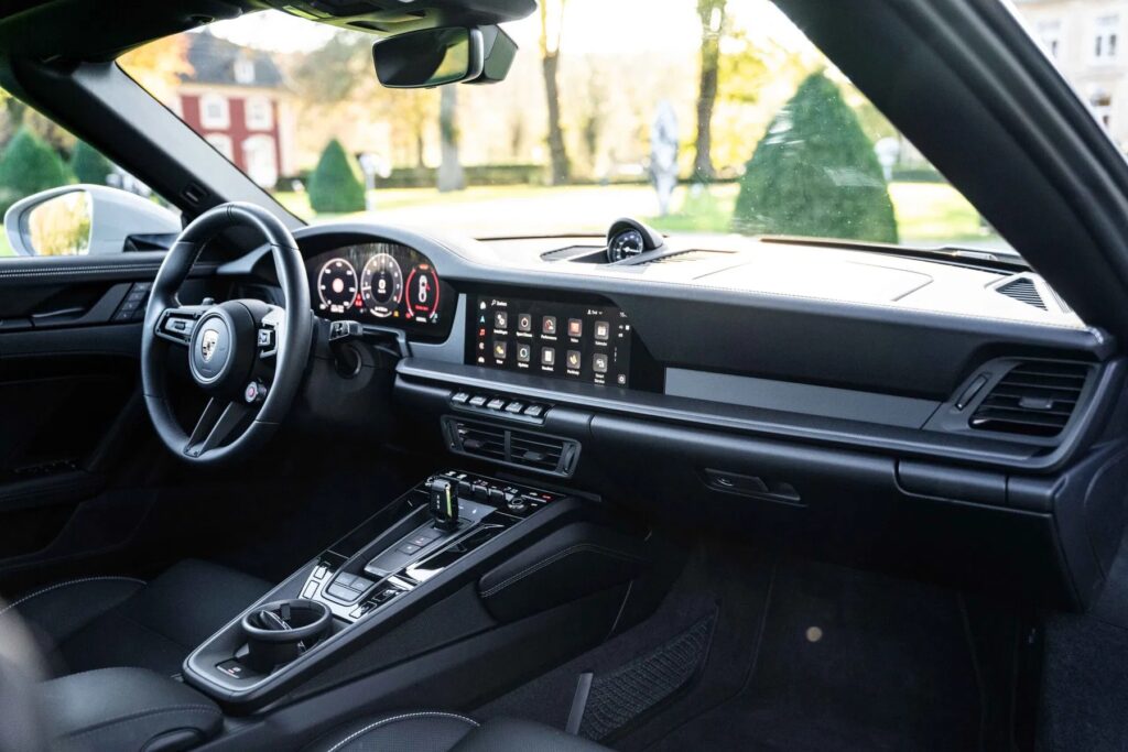 Porsche 911 Carrera Convertible 992.2 Interior Chalk