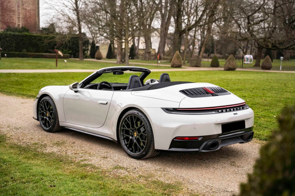 Porsche 911 Carrera Convertible 992.2 Rear Chalk
