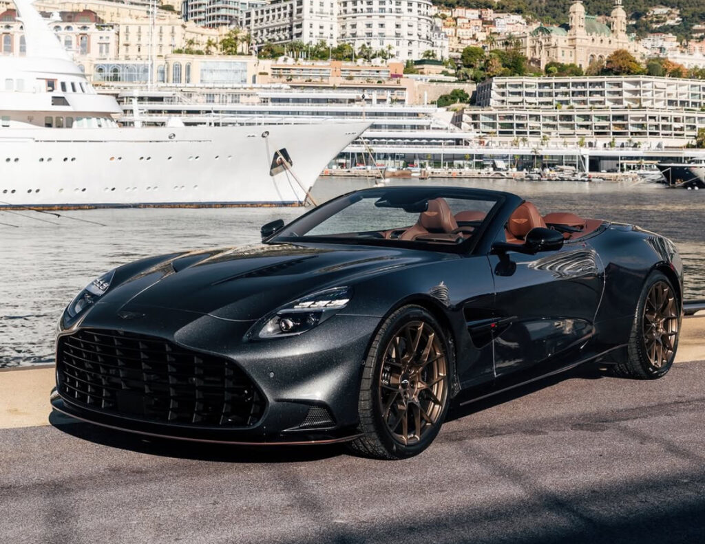 Aston Martin Vanquish Volante Front 4