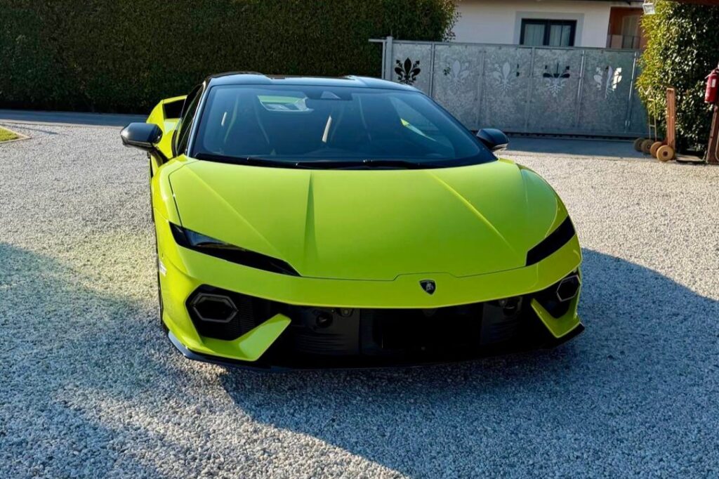 Lamborghini Temerario Acid Green Front 2