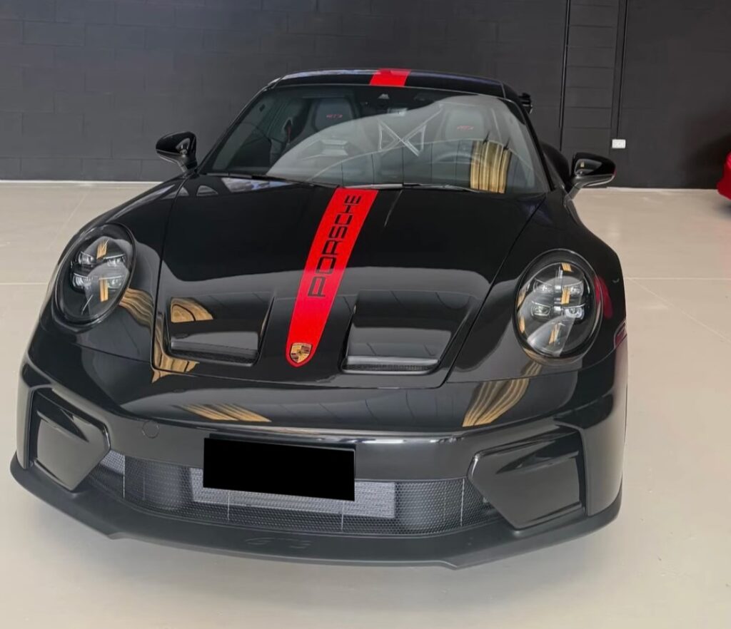 Porsche 911 GT3 992.2 Black-Red Front 4 Web