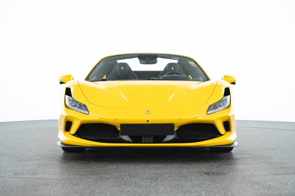 imgi_61_Ferrari-F8-Spider-Yellow-Front-2