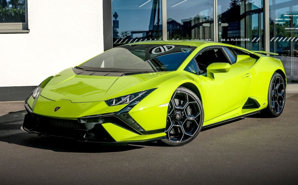 Lamborghini Huracan Tecnica Green Front 3