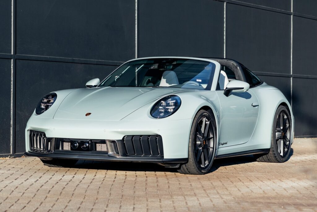 Porsche 992.2 Targa 4 GTS Front White
